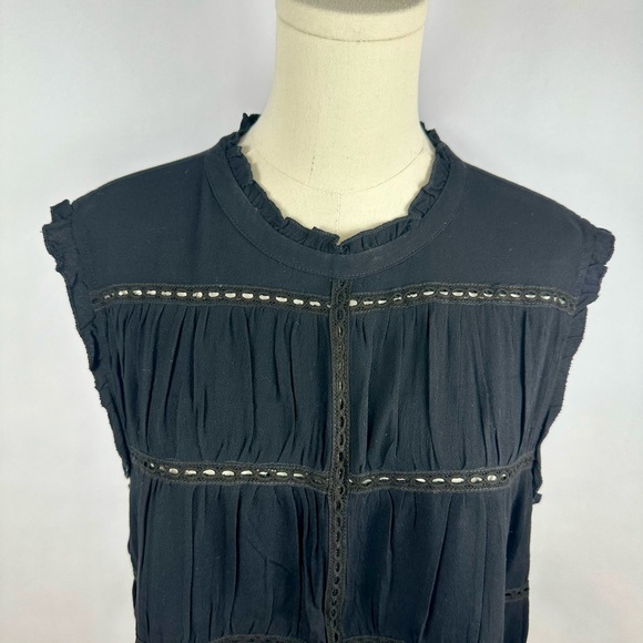 Grade & Gather Sleeveless Blouse, Black, Size L - Picture 2 of 7